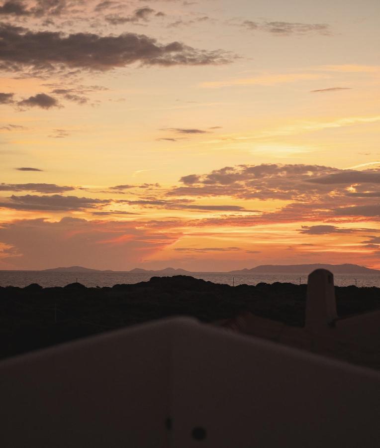 Rocce Rosse Sardinia Aparthotel Isola Rossa Buitenkant foto