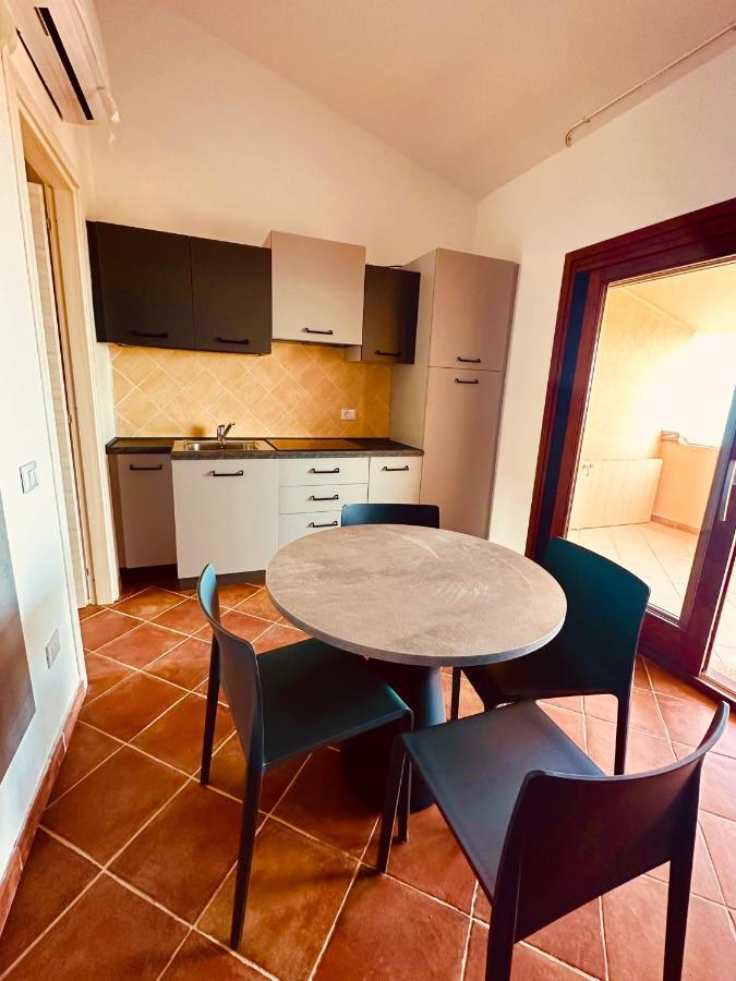 Rocce Rosse Sardinia Aparthotel Isola Rossa Buitenkant foto