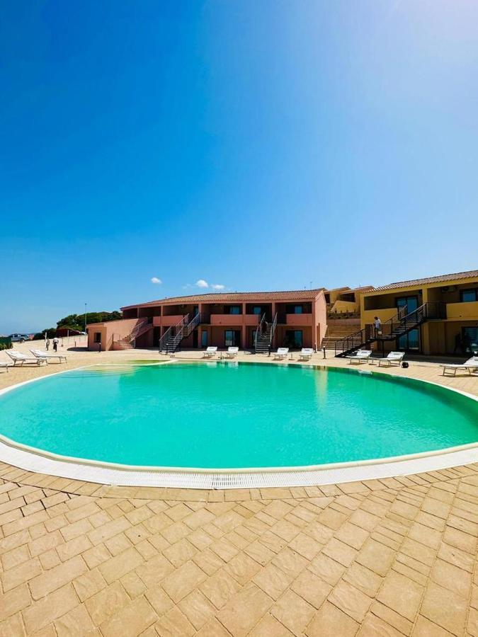 Rocce Rosse Sardinia Aparthotel Isola Rossa Buitenkant foto
