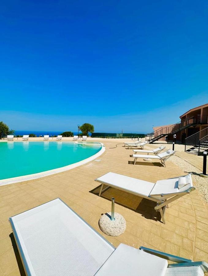 Rocce Rosse Sardinia Aparthotel Isola Rossa Buitenkant foto